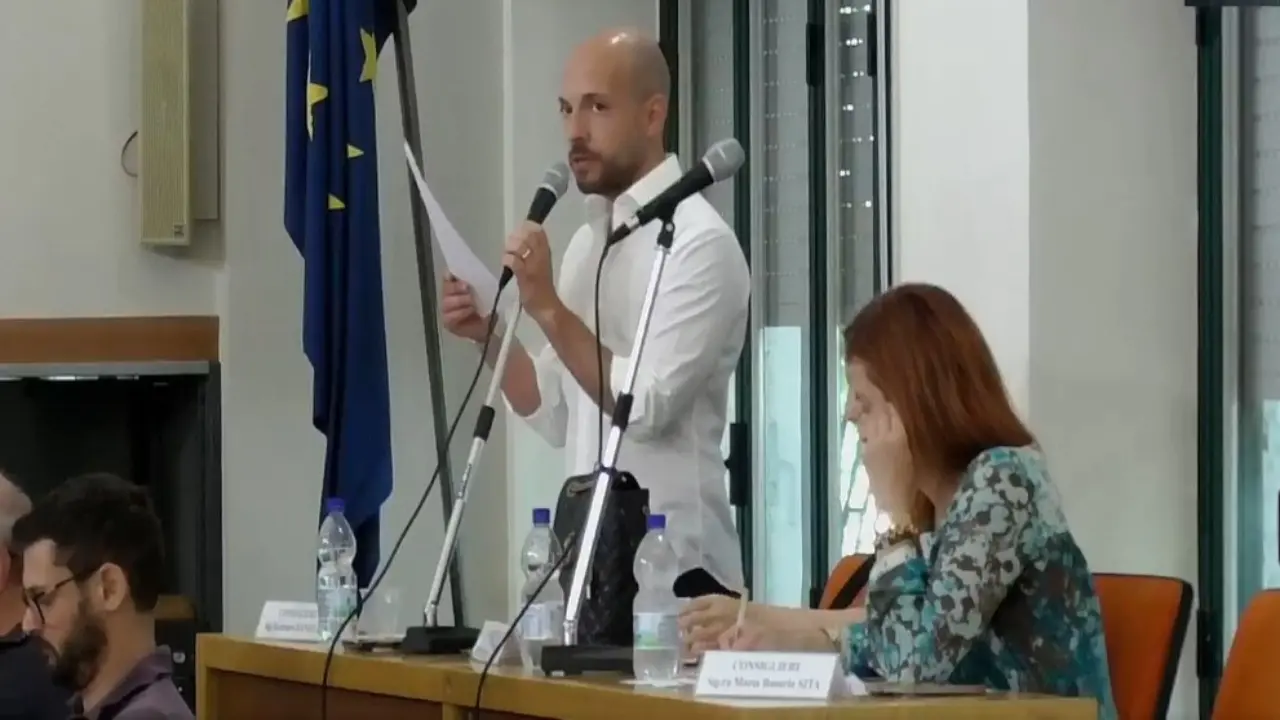 Bisignano, un altro addio nella maggioranza: dopo l’assessore De Marco\u00A0rimette le deleghe anche Gennaro Danielli