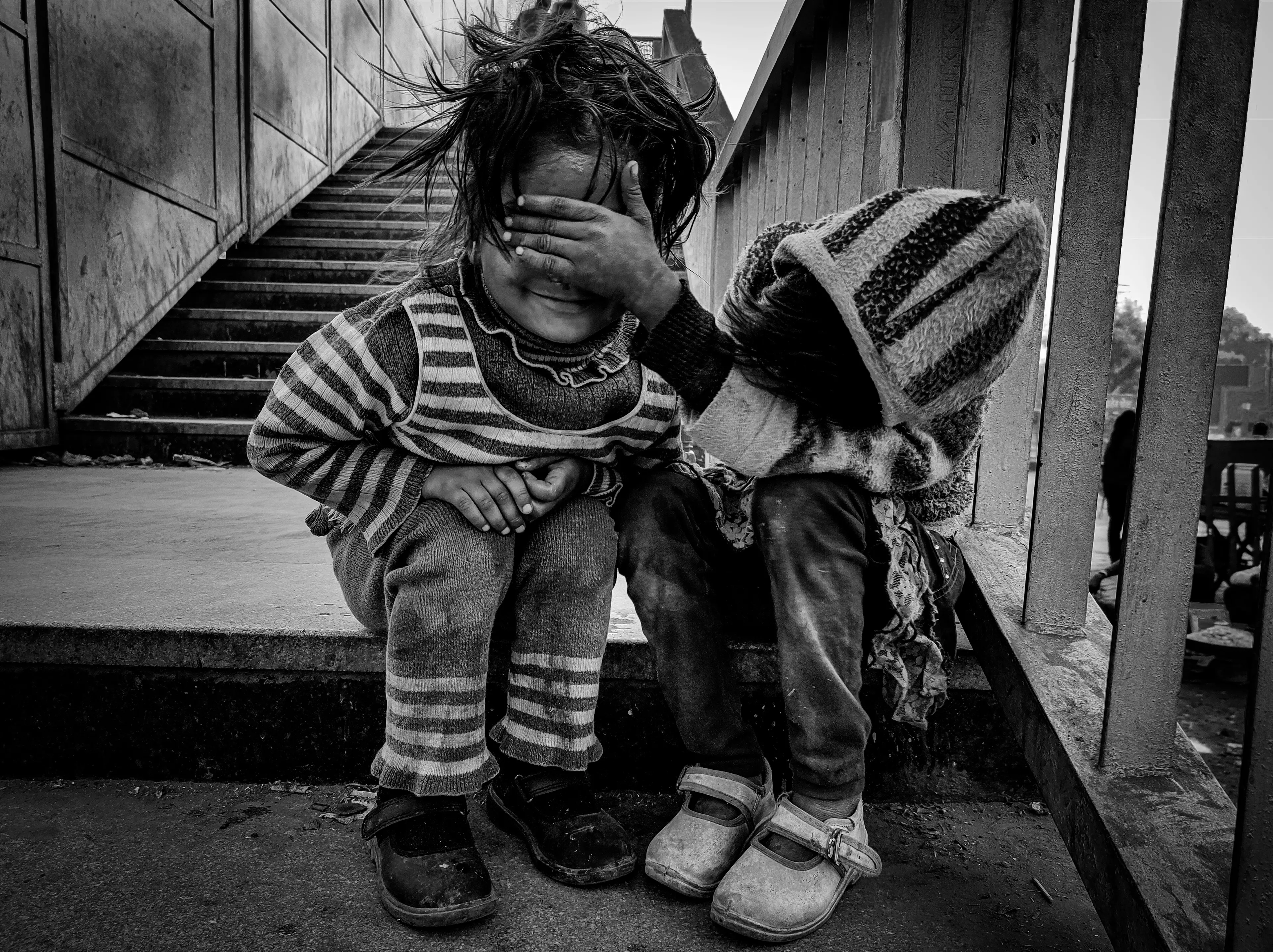 Bambini senza futuro, al Sud quasi la metà dei minori di 16 anni è a rischio povertà o esclusione sociale\n