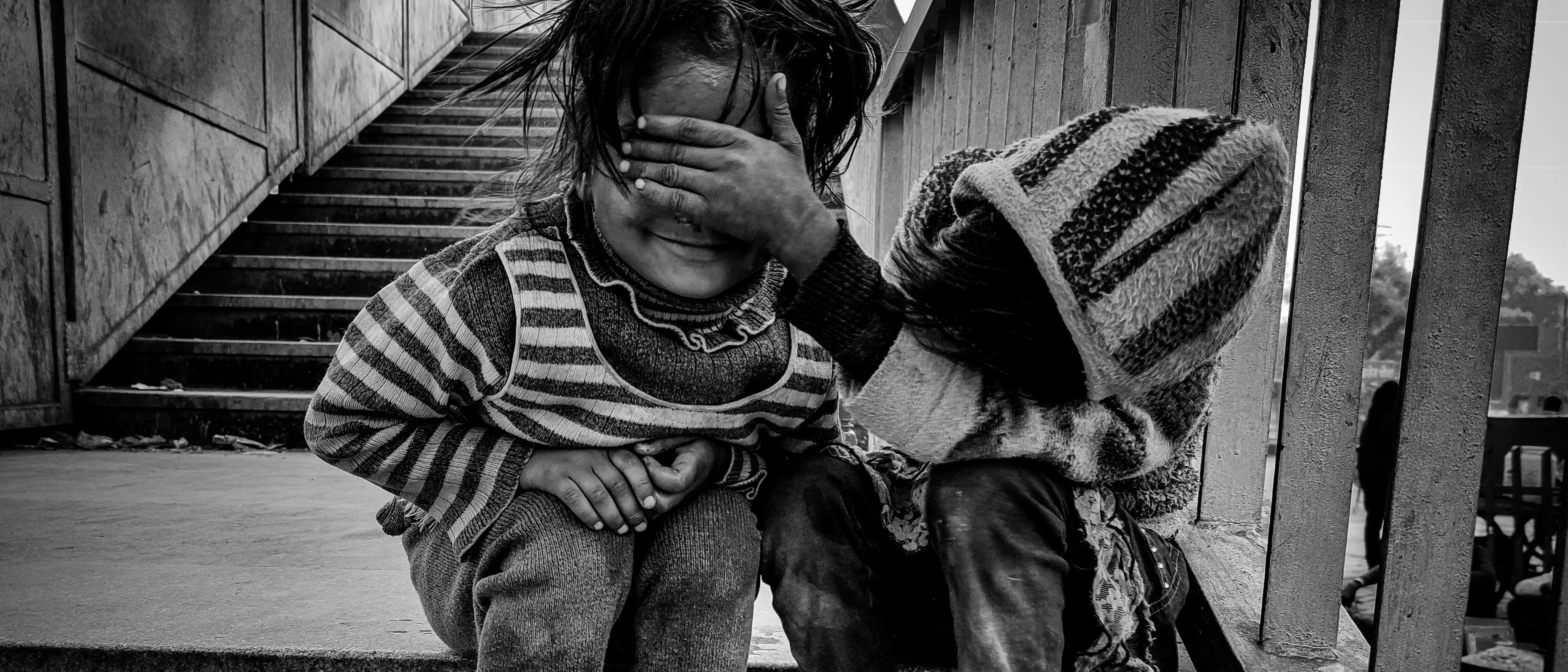 Bambini senza futuro, al Sud quasi la metà dei minori di 16 anni è a rischio povertà o esclusione sociale\n