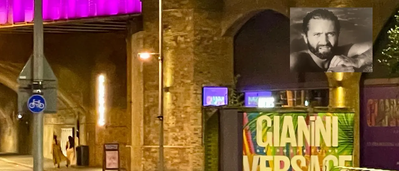 Portò la Calabria nel mondo ma per il genio dell’alta moda Gianni Versace ad oggi nessun gran riconoscimento dalla sua Reggio\n