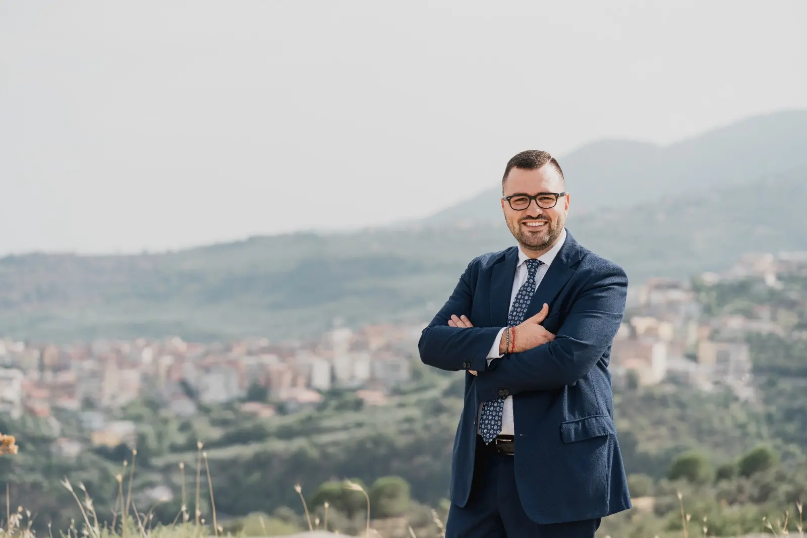 Petilia Policastro, il sindaco Saporito e la lotta contro lo spopolamento:\u00A0«Serve l’aiuto di tutte le istituzioni»\n