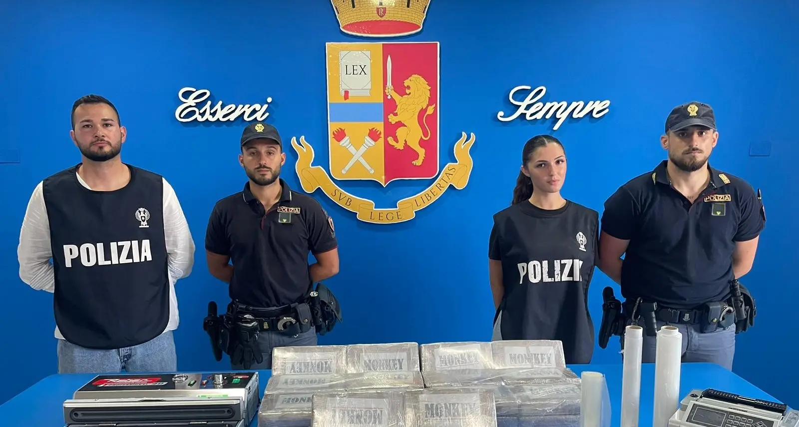 Rosarno, 30 kg di cocaina nascosti all’interno di\u00A0una statua in giardino: arrestato 42enne\n
