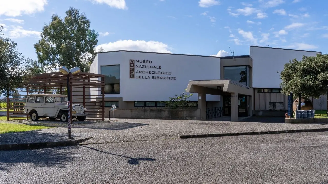 Al Museo archeologico di Sibari arrivano il ministro Lollobrigida e gli assessori di 9 Regioni per parlare di\u00A0politiche agricole