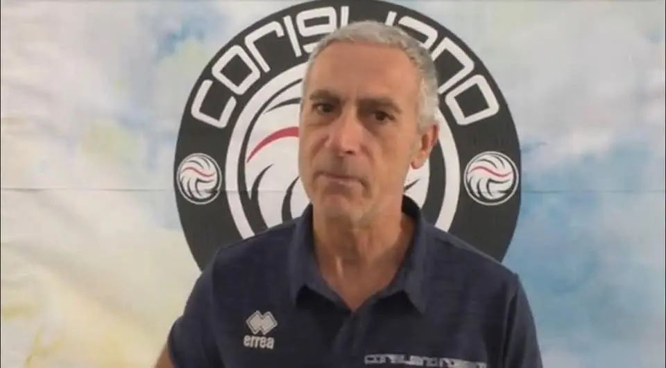 Volley Corigliano, la squadra femminile dà un segnale e riparte da un punto di forza come Alberto Graziano\n