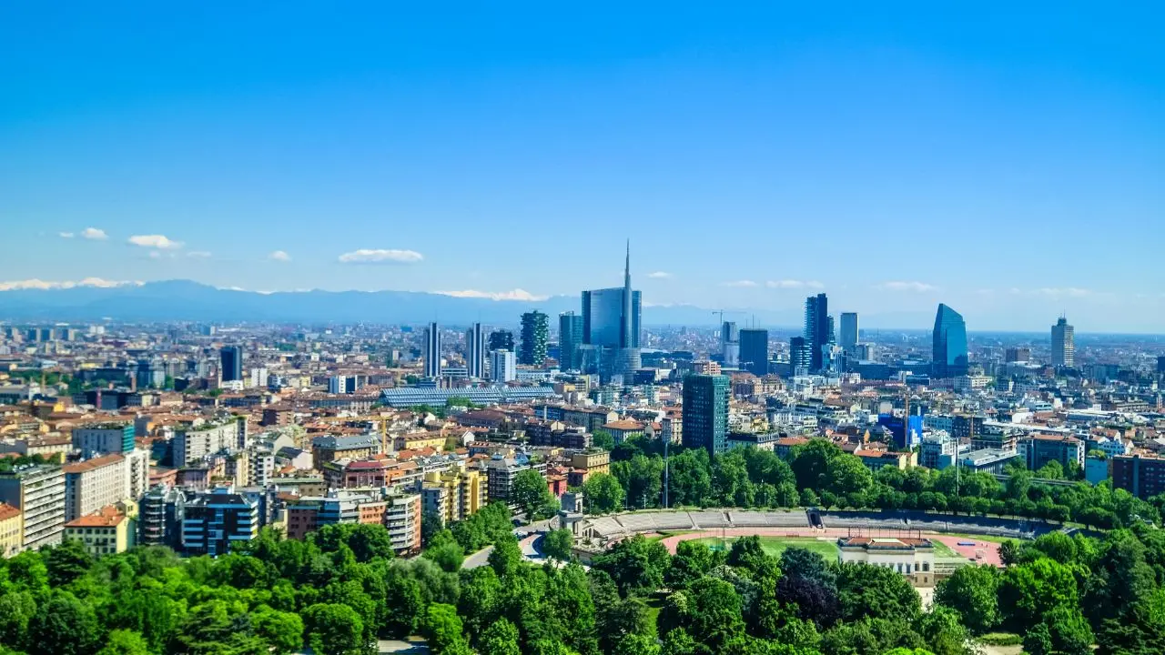 «Se concludiamo solo metà dei lavori, spacchiamo»: le carte del piano urbanistico ombra che trasforma Milano in un affare privato\n
