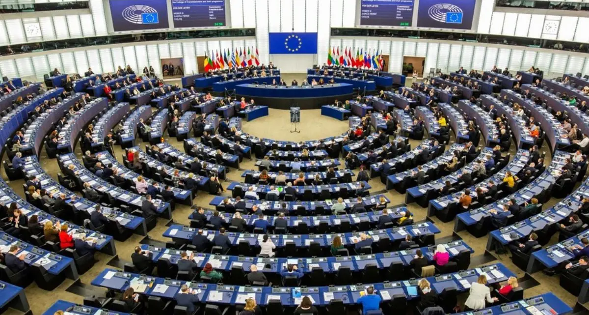 Fondi Ue, ufficiale la revisione della programmazione 2021-2027: ecco cosa cambia per la Calabria\n