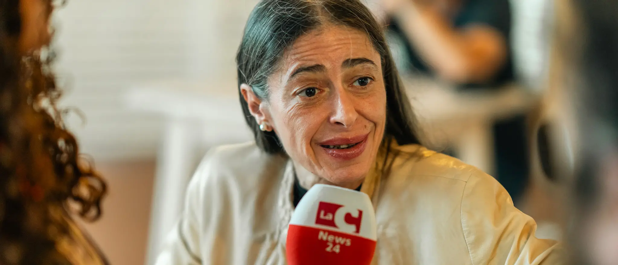 Gerardina Trovato e l’abbraccio del pubblico all’Altafiumara Fest tra rinascita, voce e verità -Video