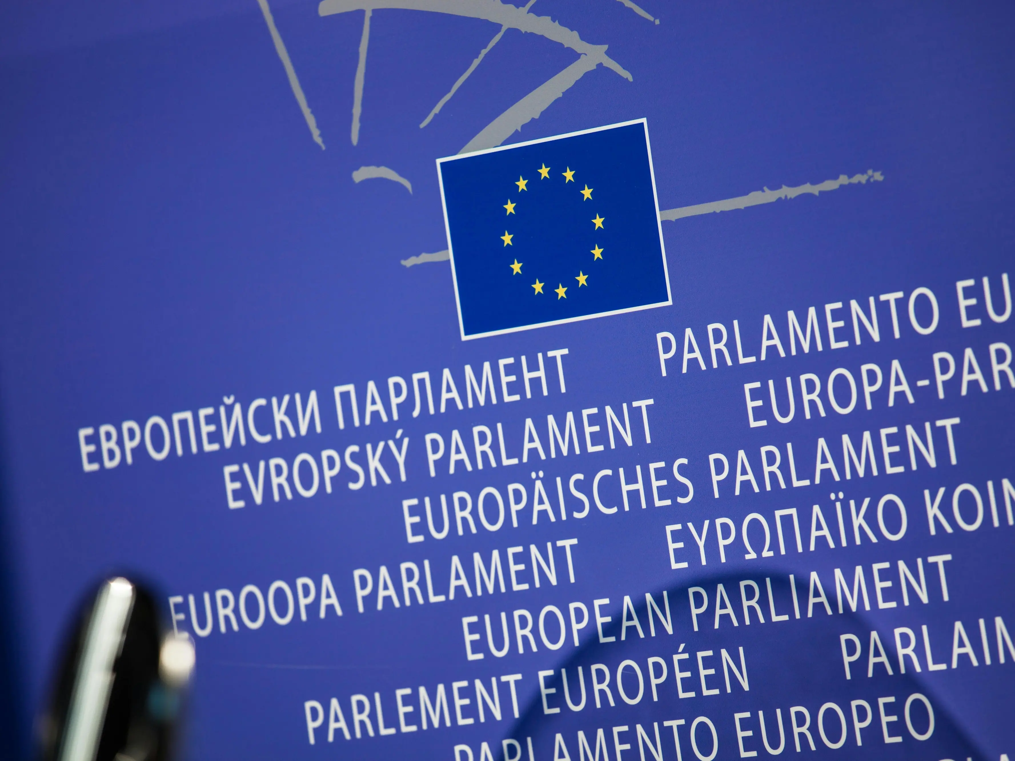 La Commissione europea presenta in Parlamento il Quadro finanziario pluriennale per i prossimi sette anni