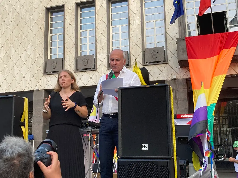 Cosenza Pride 2025, la città si prepara a sfilare per i diritti e l’inclusione