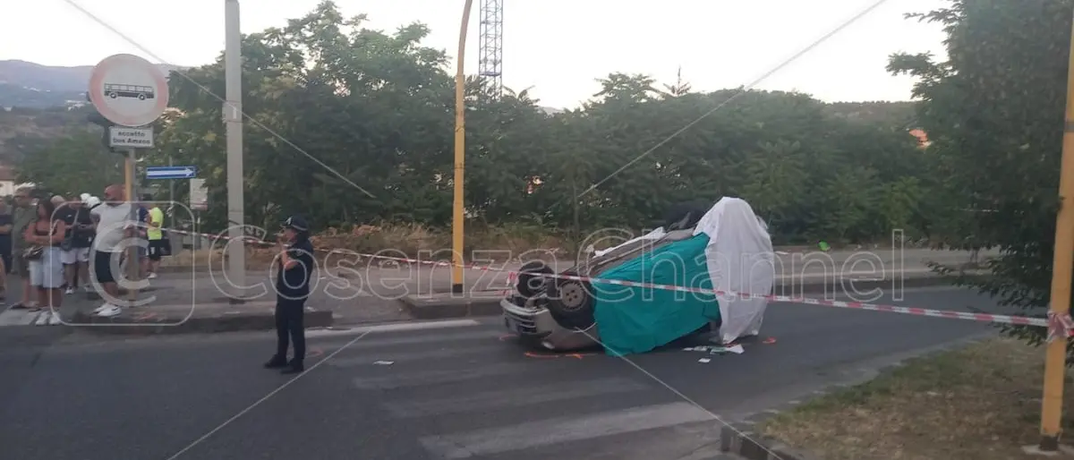 Tragedia a Cosenza, Olimpia Biancospino muore in un incidente su Viale Mancini: aperta un’inchiesta per omicidio stradale - FOTO