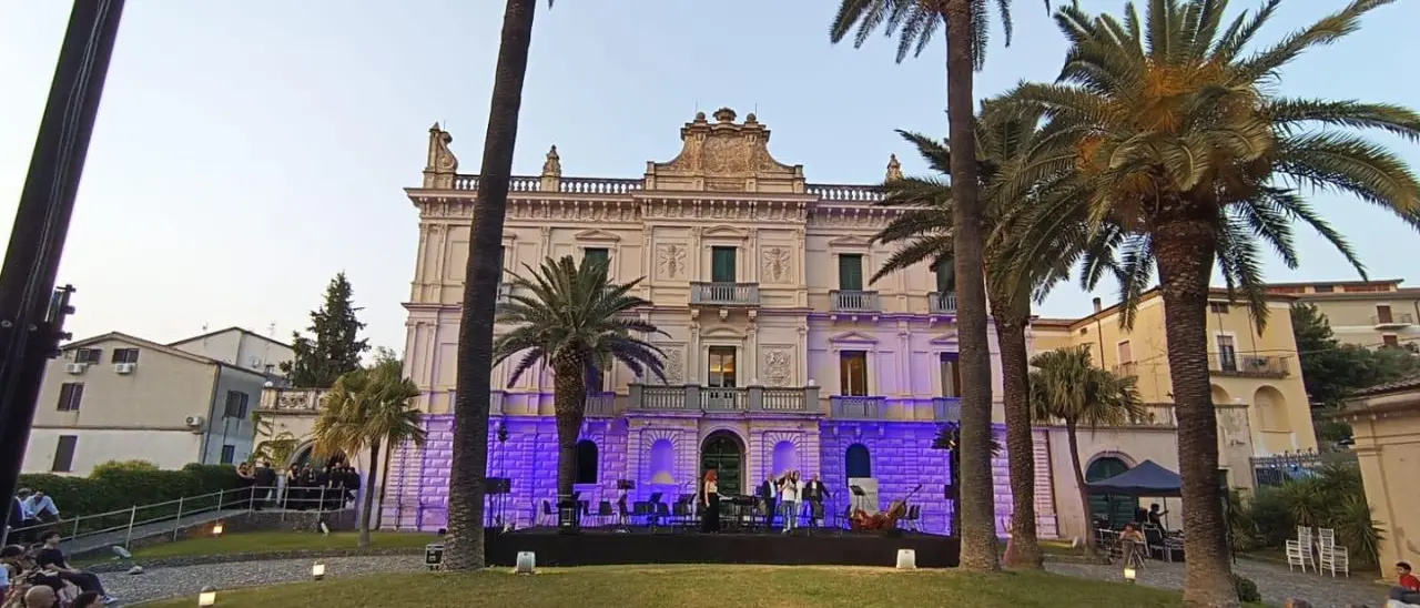 Cosenza, si chiude con successo la terza edizione del festival nazionale della poesia