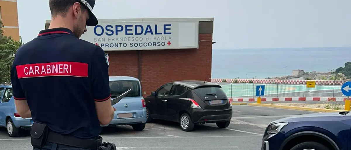 Paola, smaltiva rifiuti ospedalieri nelle griglie di raccolta acque