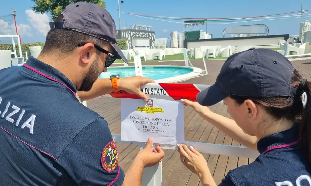 Rossano, dopo la recrudescenza criminale sospesa licenza ad un lido per 15 giorni