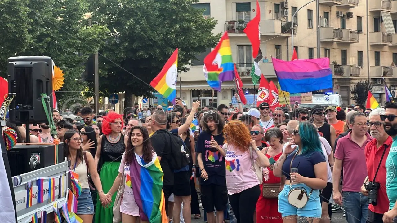 Cosenza Pride 2025, è la giornata dell'orgoglio LGBTQIA+ | FOTOGALLERY