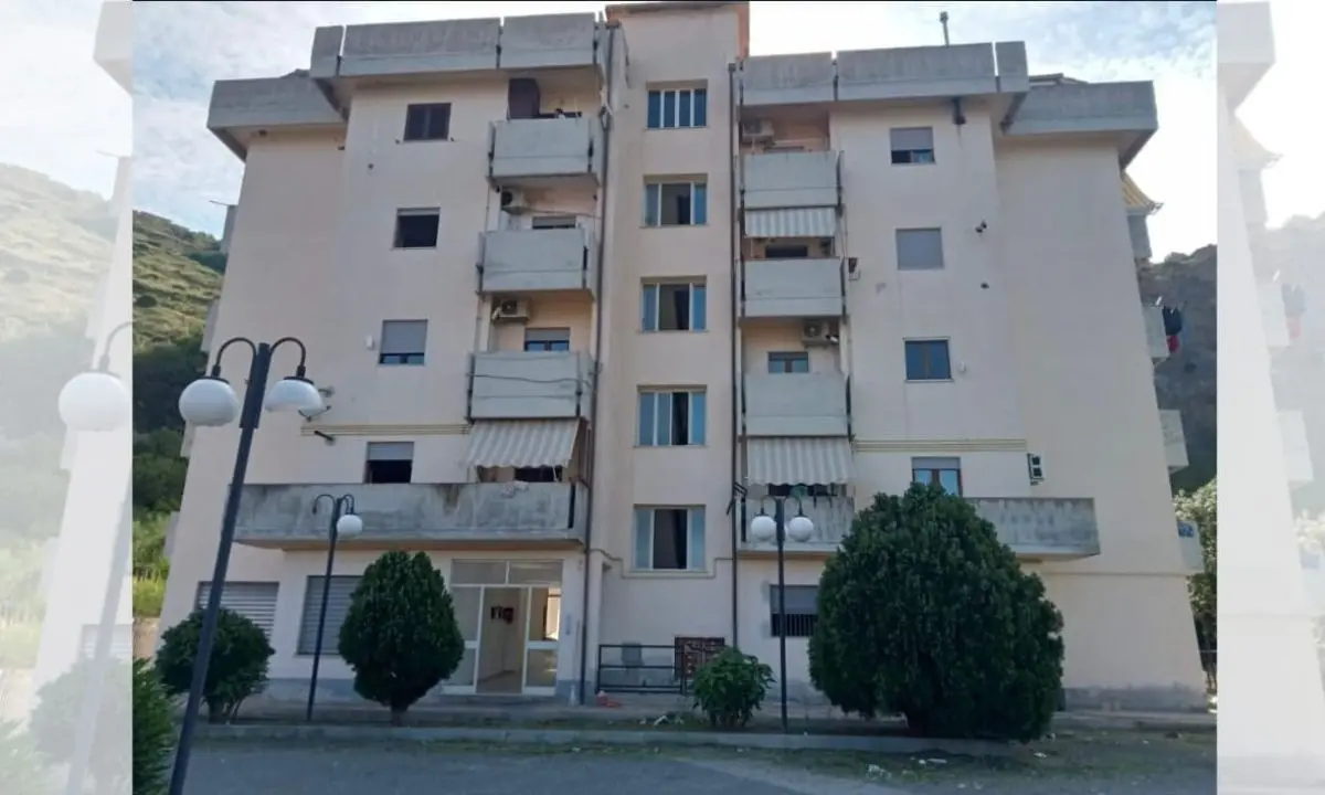 Aiutatemi, a Cetraro sono \"prigioniero\" in casa