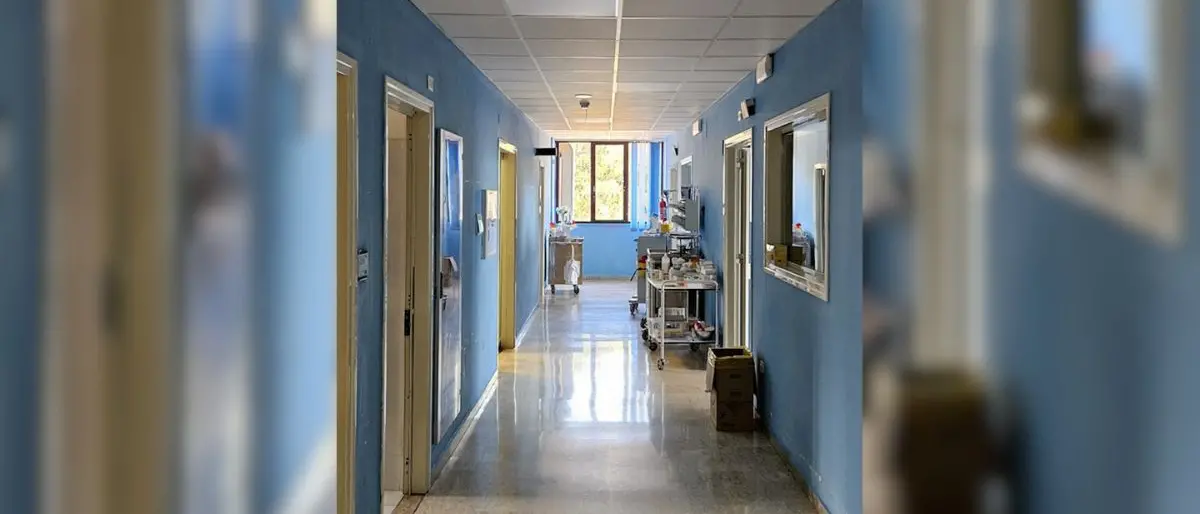 Ospedale di Cetraro: problemi con l'aria condizionata al reparto di Medicina, pazienti in difficoltà