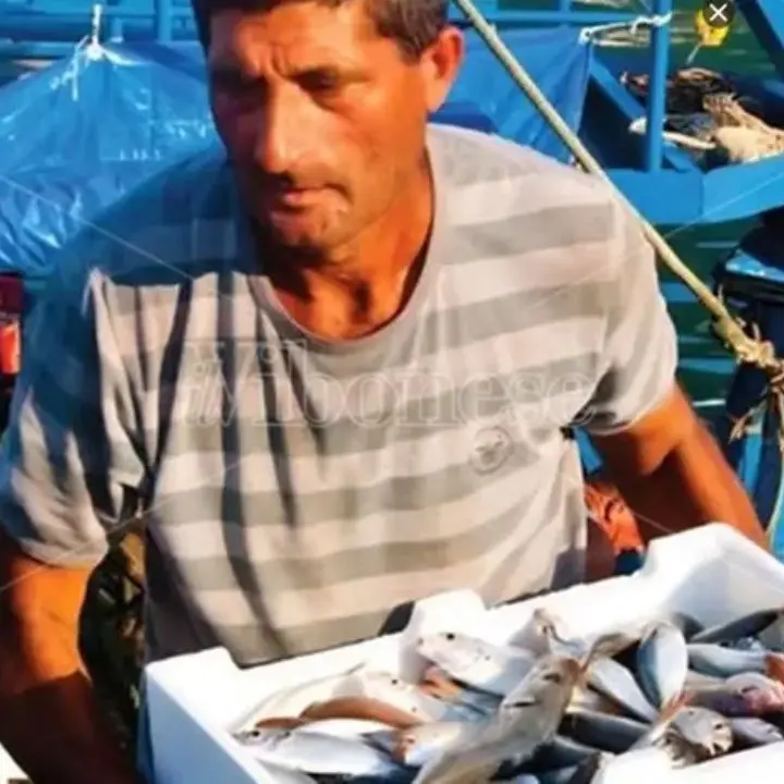 Pescatore morto al largo di Amendolara, s'indaga per omicidio