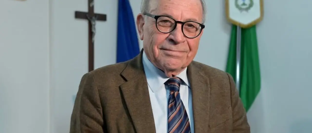 Mandatoriccio, si dimettono sette consiglieri: sfiduciato il sindaco Vincenzo Grispino