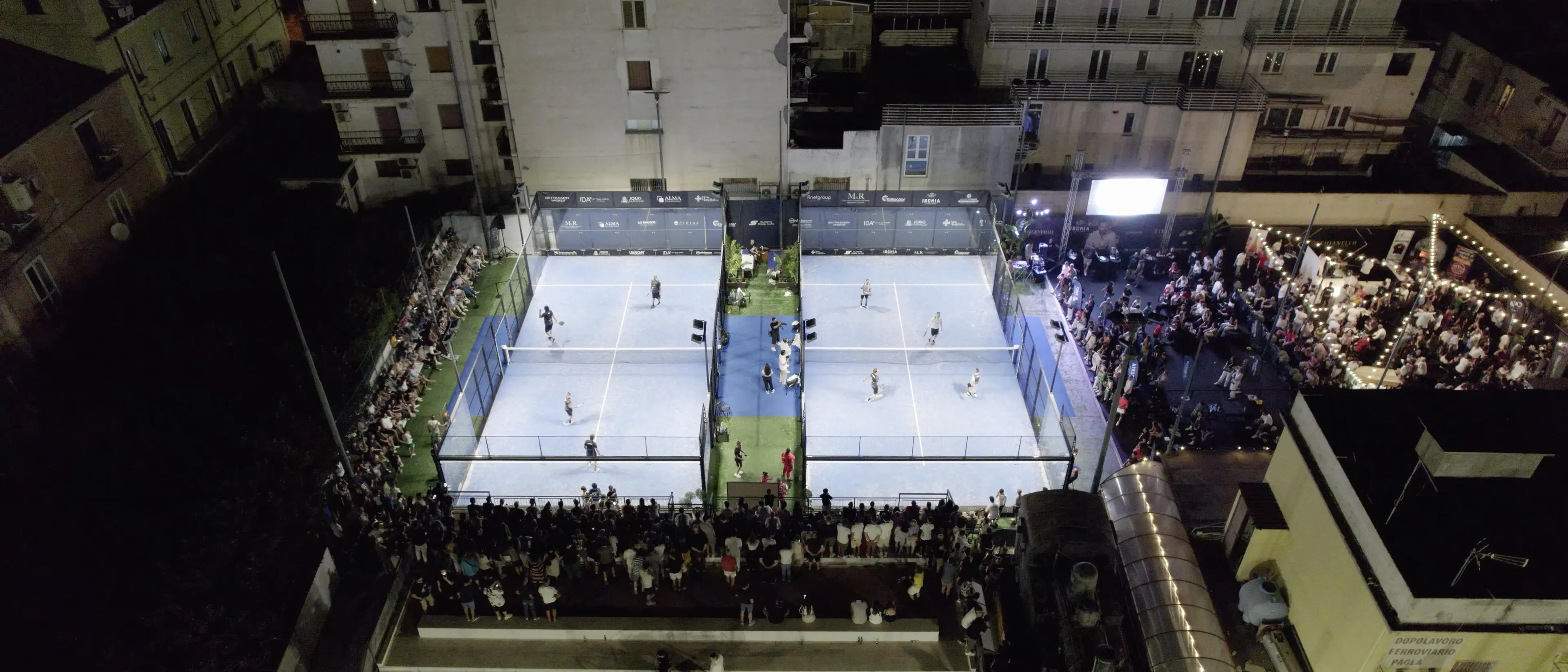 Terza edizione del “Chianello Padel Show”: star del calcio e campioni del padel incantano Paola