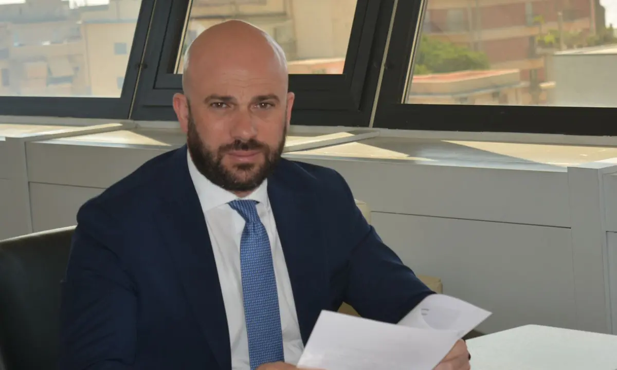 Caputo replica a Guccione: «Chi ha distrutto la sanità oggi critica chi la sta risanando»\n