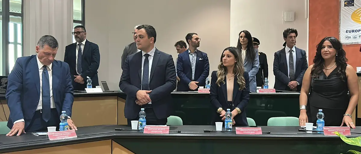 Rende, il centrodestra motiva l'astensione sulle linee programmatiche di Principe