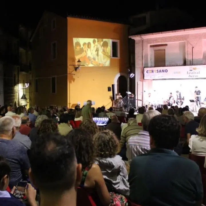 A Cerisano \"Tutto cresce e se ne va\": il concerto racconto dedicato a Pino Daniele
