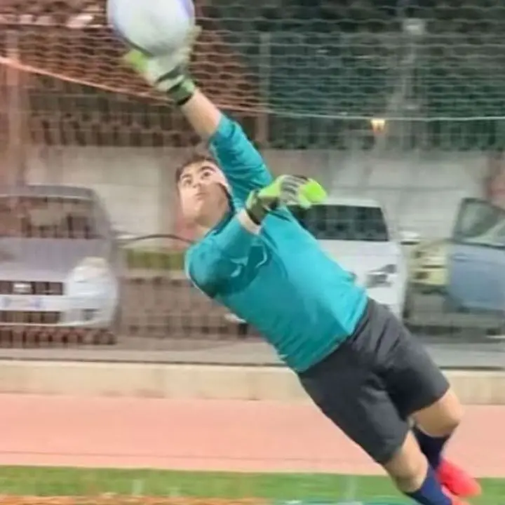 Gaetano Ruffo morto a 17 anni sulla 106. L'Asd Rossanese: «Il tuo spirito continuerà a vivere sul campo di calcio»