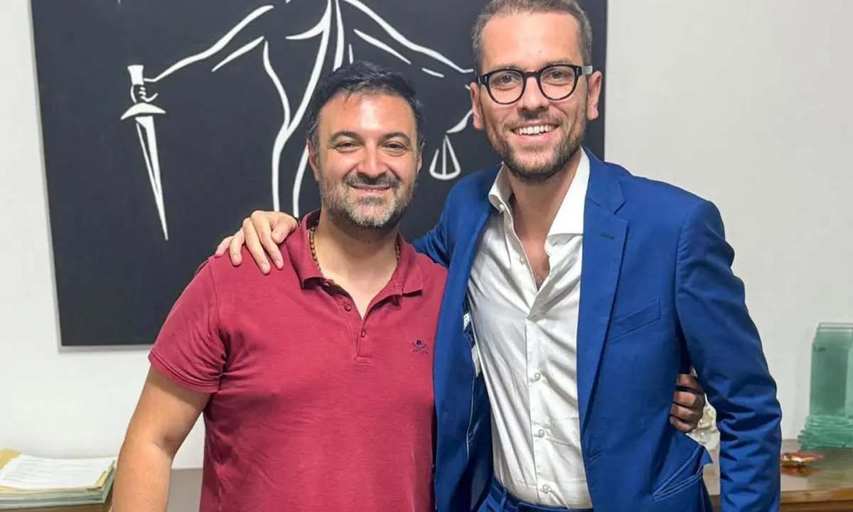 Congresso Pd Cosenza, Lettieri festeggiato da segretario di Federazione in pectore