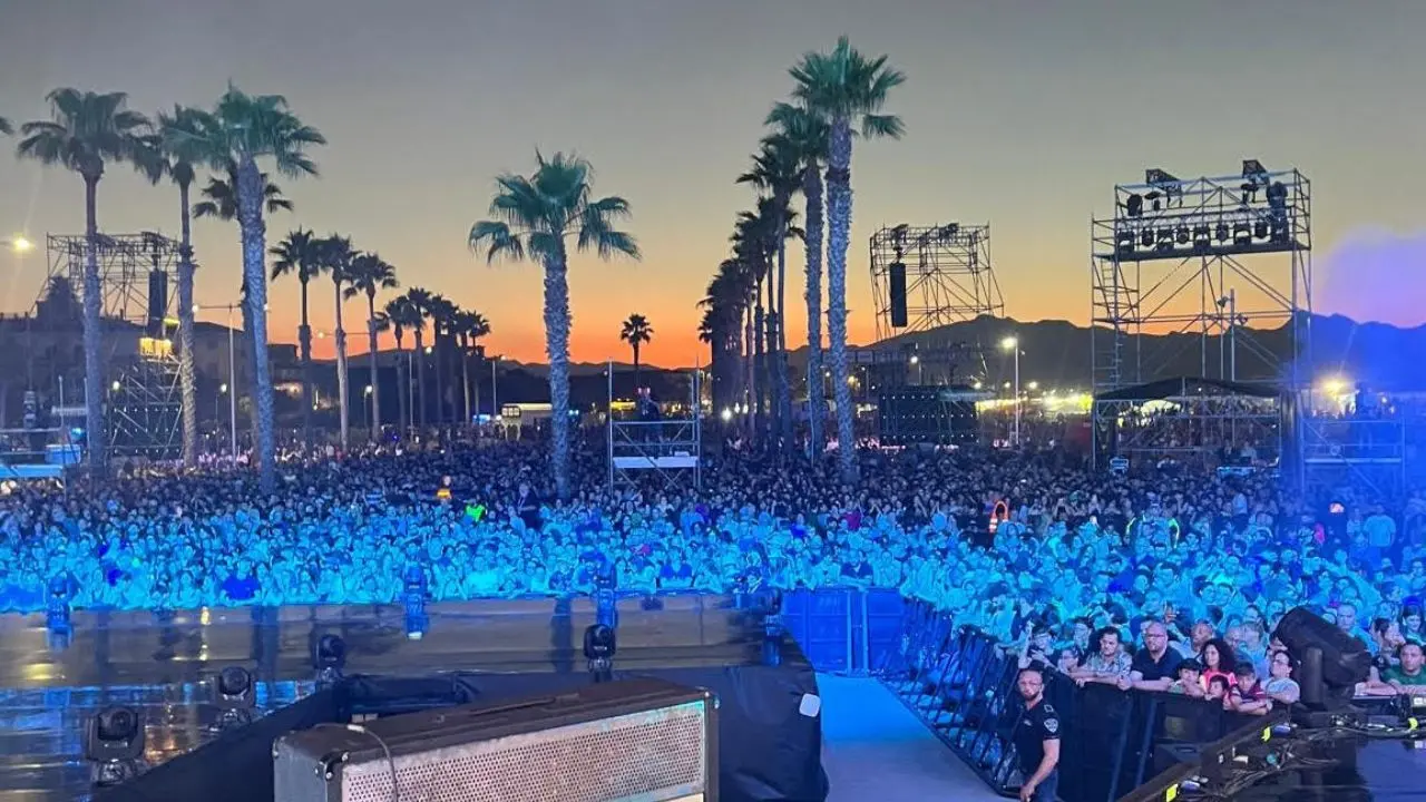 Radio Kiss Kiss accende Corigliano-Rossano: oltre 10mila persone al Palmeto per la tappa di Kiss-Kiss Way