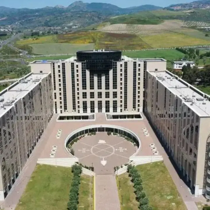 Blitz della Guardia di Finanza alla Regione: l'inchiesta riguarderebbe la sanità