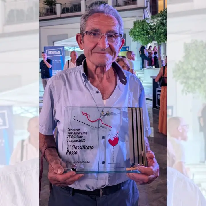 Il vino arbëreshë che ridona speranza: a Vaccarizzo Albanese premiati i migliori produttori