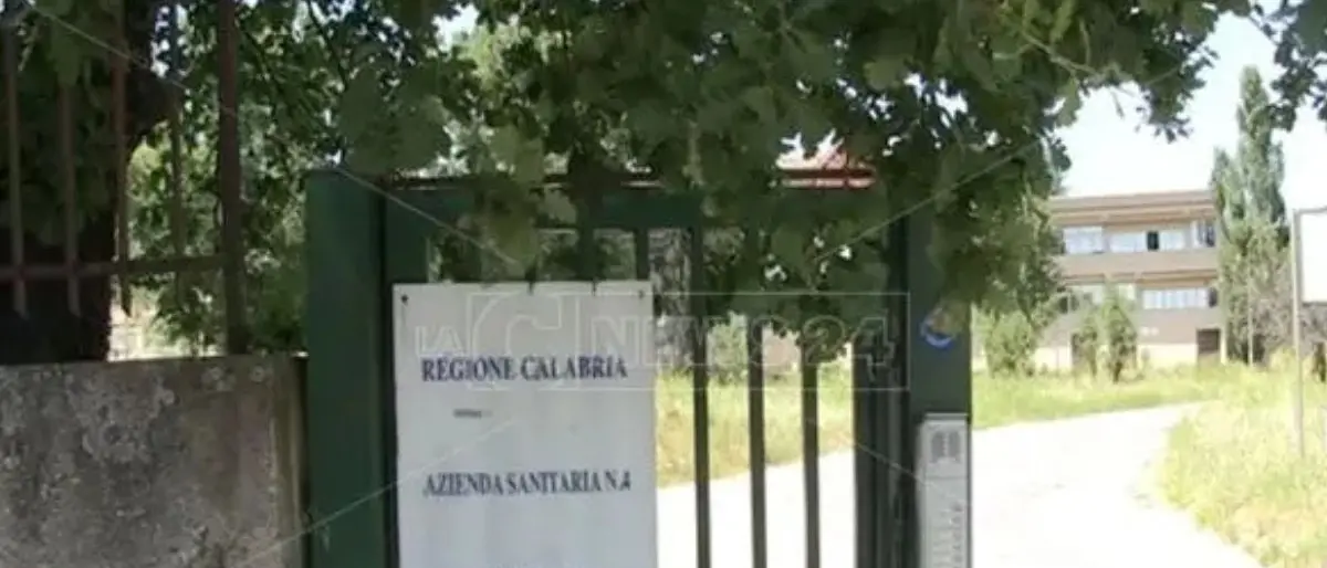 Cosenza, logopedia sospesa all’improvviso: genitori in rivolta contro l’ASP