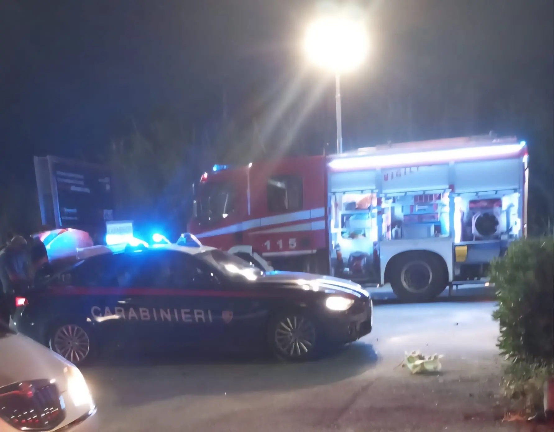 Scalea: grave incidente nella notte, diverse auto coinvolte