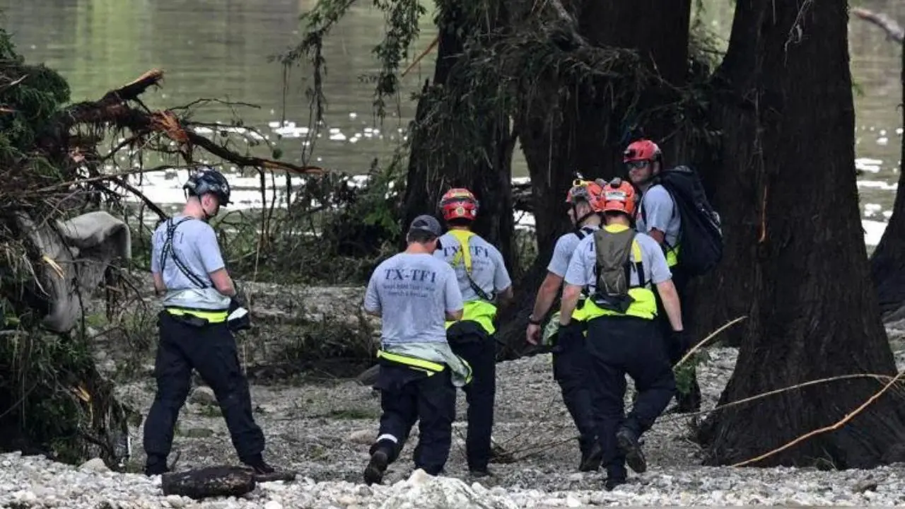 Alluvione Texas, oltre 50 i morti: 15 sono bambini.