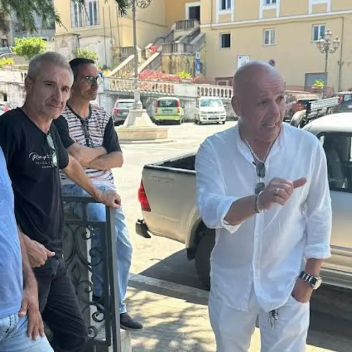Rogliano, i lavoratori di \"Presila spa\" senza stipendi da due mesi
