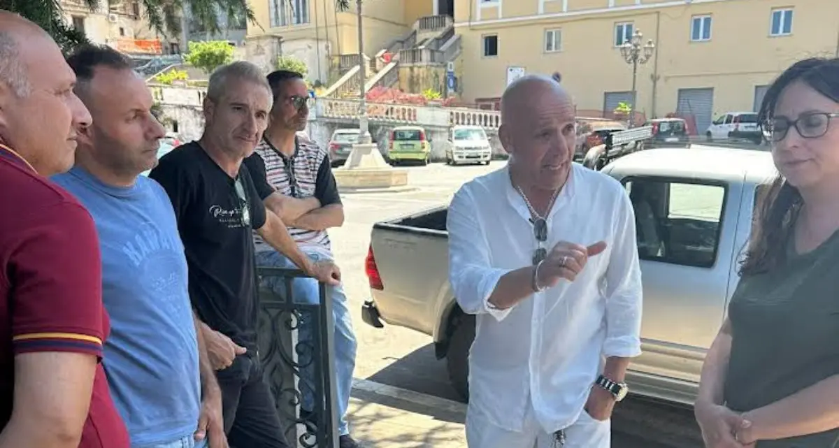 Rogliano, i lavoratori di \"Presila spa\" senza stipendi da due mesi