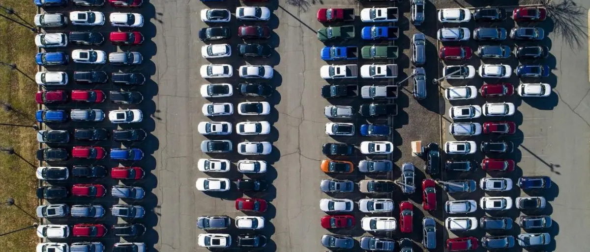 Spesa di beni durevoli in provincia di Cosenza: spiccano le auto nuove (+13,4%) e le due ruote (+20,1%)