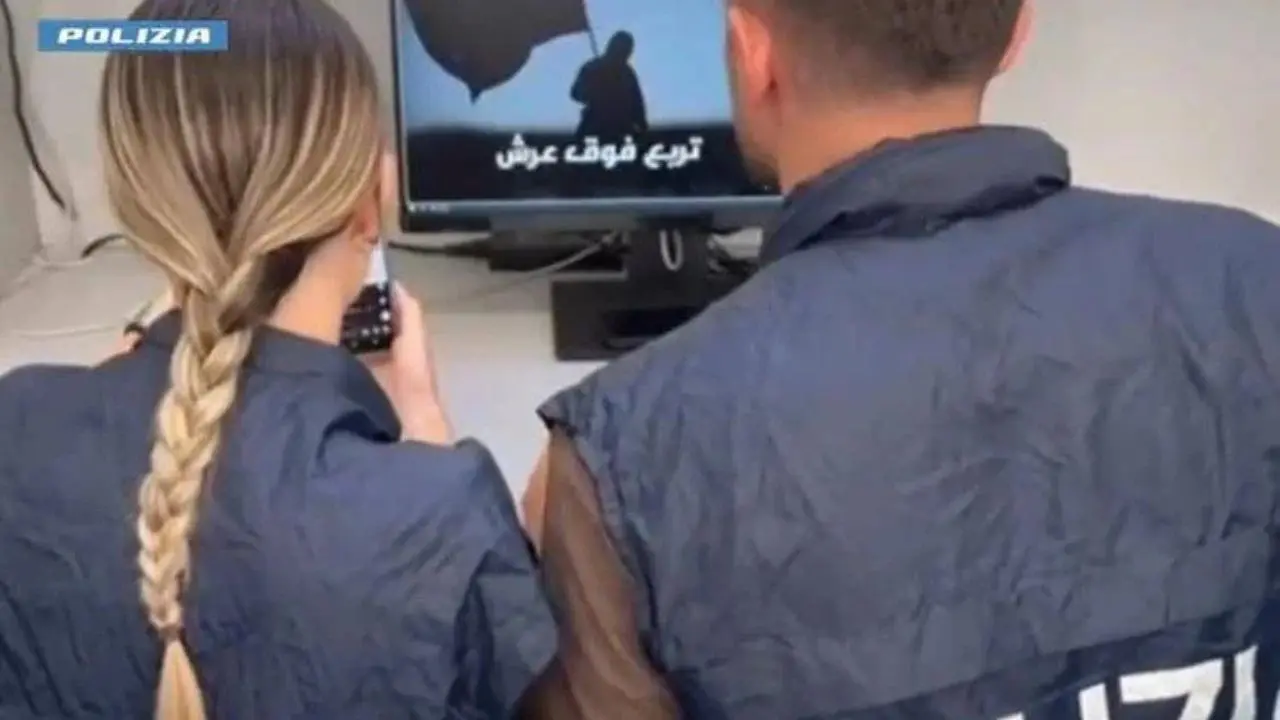 Jihad, martirio e social: arrestato 16enne a Milano per propaganda e apologia di terrorismo