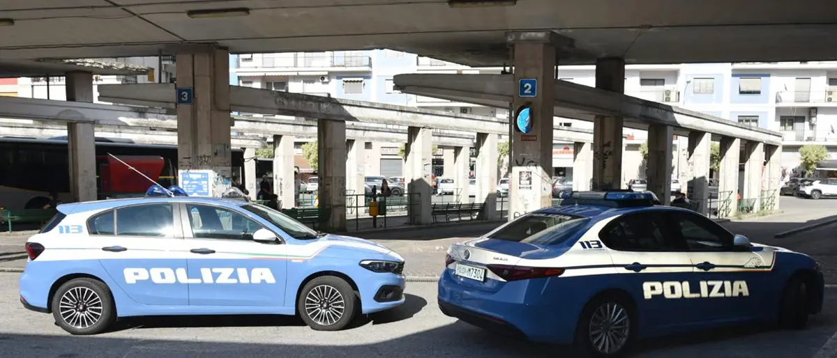 Cosenza, Polizia a presidio del territorio. Lotta allo spaccio di droga: 4 denunce