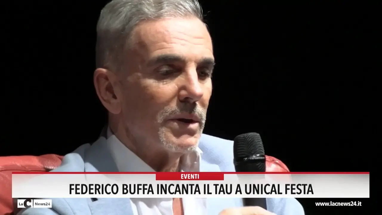 Federico Buffa incanta il Tau a Unical Festa