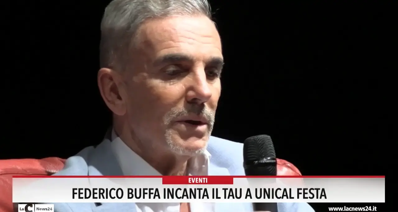 Federico Buffa incanta il Tau a Unical Festa