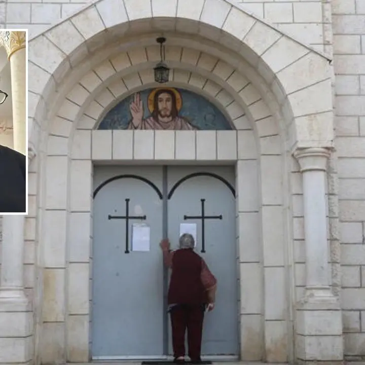Raid israeliano sulla chiesa cattolica di Gaza: 8 feriti, c’è anche\u00A0padre Romanelli