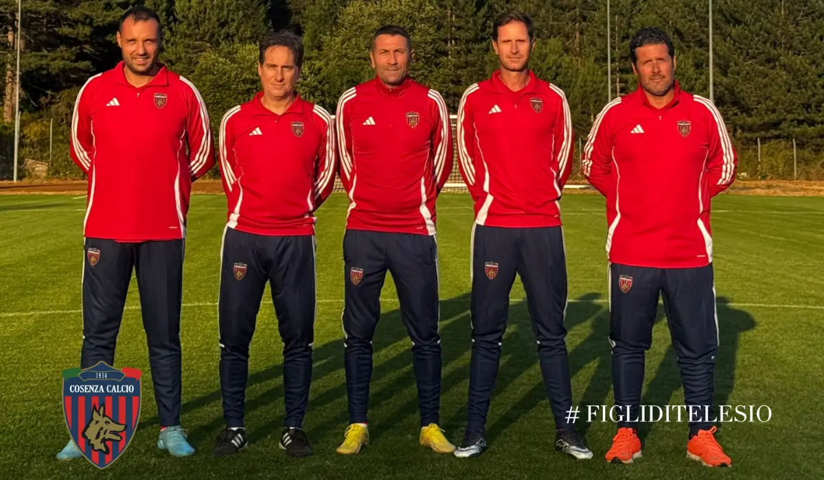 Cosenza Calcio, ecco il nuovo staff tecnico: dall’anno scorso rimane solo Fischetti