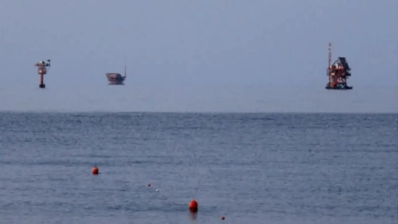 Sospesi tra cielo e mare: a Crotone lo spettacolo della Fata Morgana\n