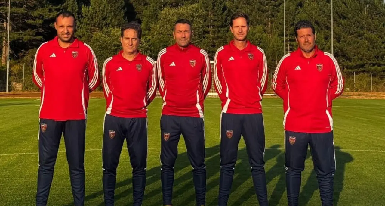 Il Cosenza svela (finalmente) lo staff tecnico di Buscè per la stagione 2025/26 in Serie C\n\n\n