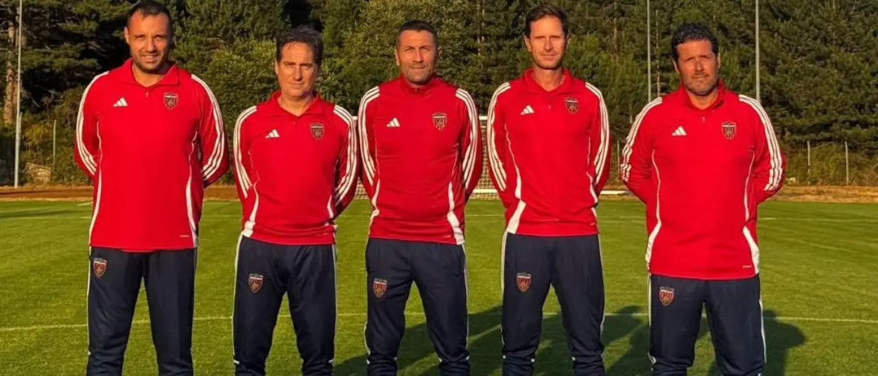 Il Cosenza svela (finalmente) lo staff tecnico di Buscè per la stagione 2025/26 in Serie C\n\n\n