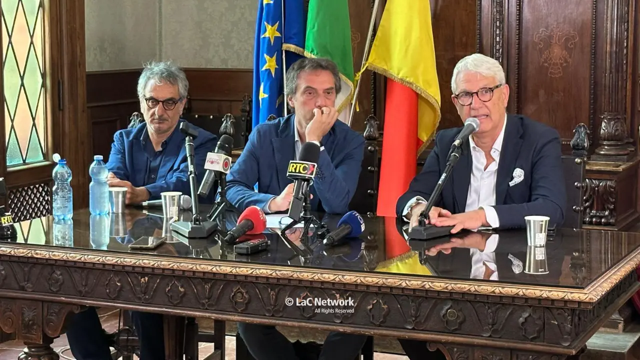 Stadio Ceravolo, l’annuncio in conferenza: «Lavori al via il giorno successivo dell'ultima partita stagionale del Catanzaro»\n