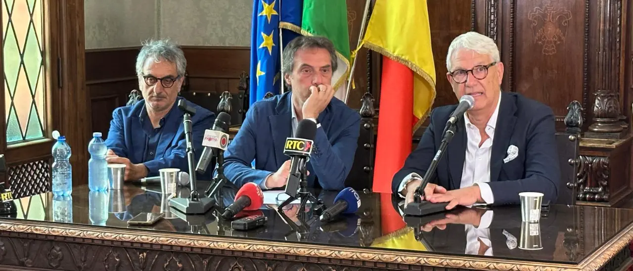 Stadio Ceravolo, l’annuncio in conferenza: «Lavori al via il giorno successivo dell'ultima partita stagionale del Catanzaro»\n