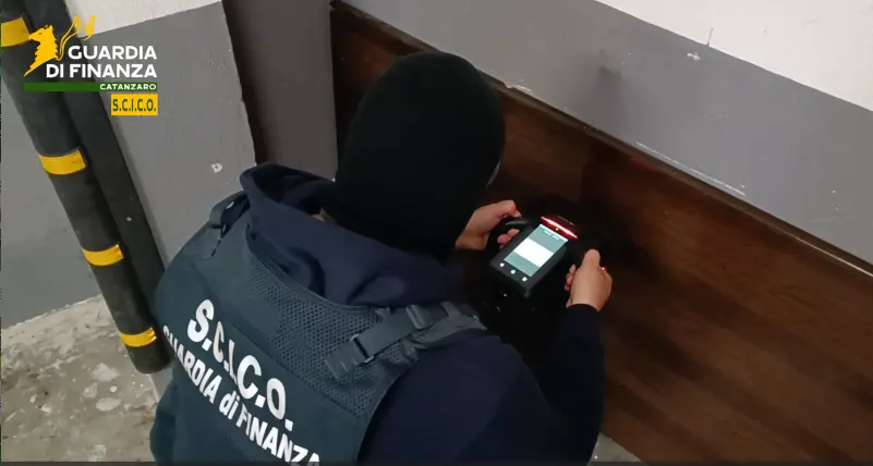 Traffico internazionale di droga,\u00A0colpo alla ‘ndrangheta: arrestate 9 persone sodali del\u00A0clan Gallace –\u00A0NOMI\n