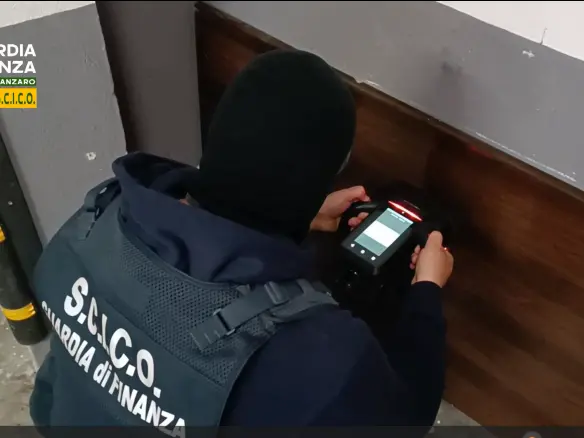 Traffico internazionale di droga, colpo alla ‘ndrangheta: arrestate 9 persone sodali del clan Gallace – NOMI